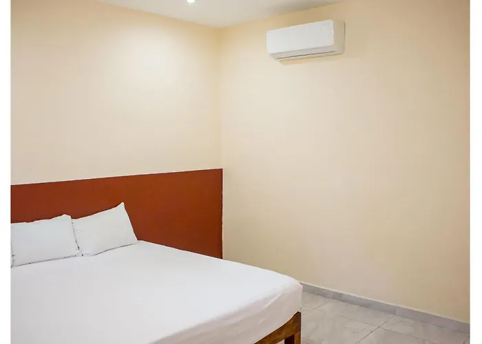 Oyo La Playa Hotel